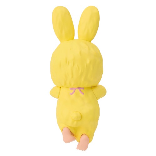 figure shown to scale, about 4.8-5.6 cm tall